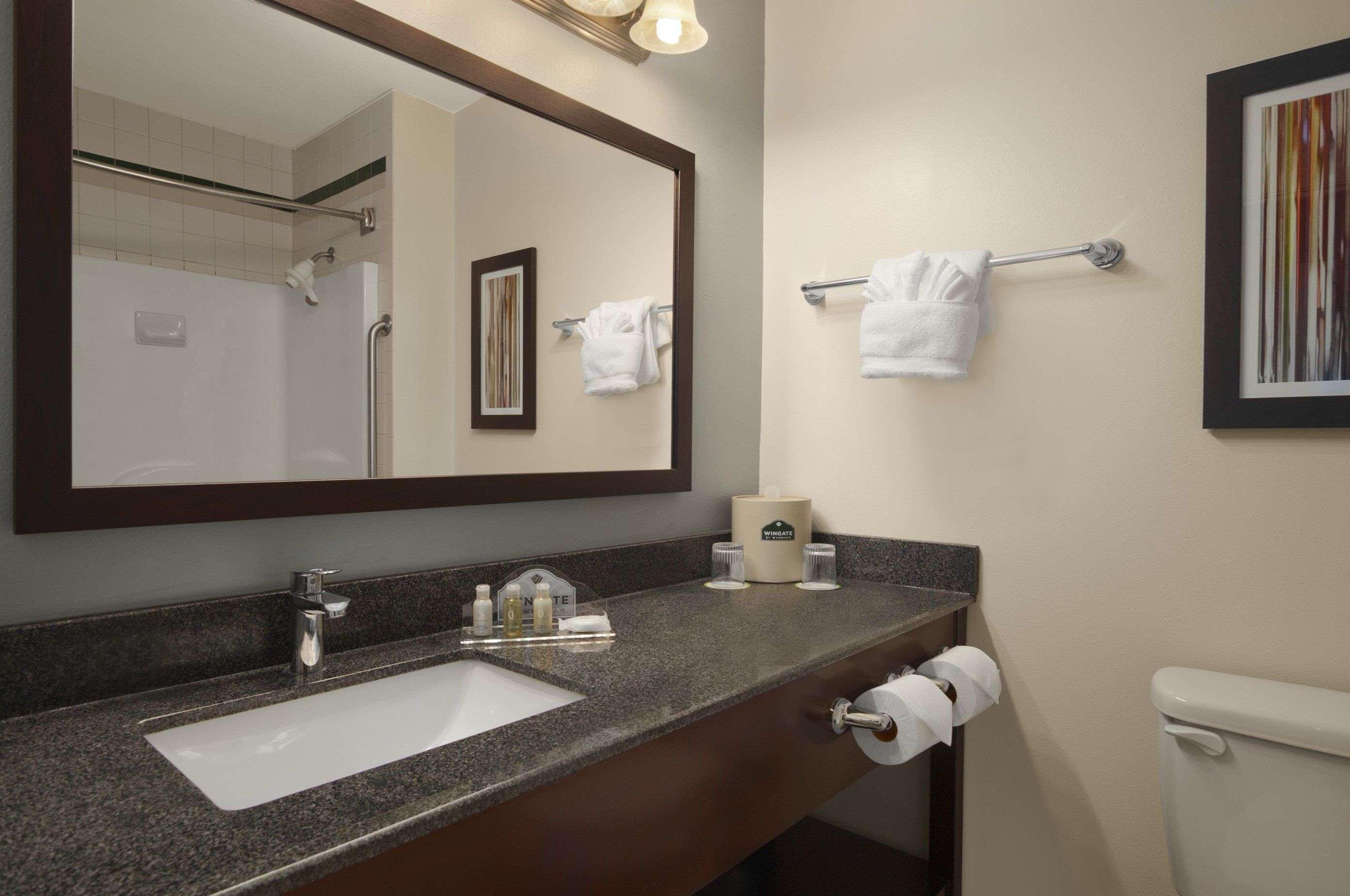 Wingate By Wyndham And Williamson Conference Center Hotel Round Rock Eksteriør billede