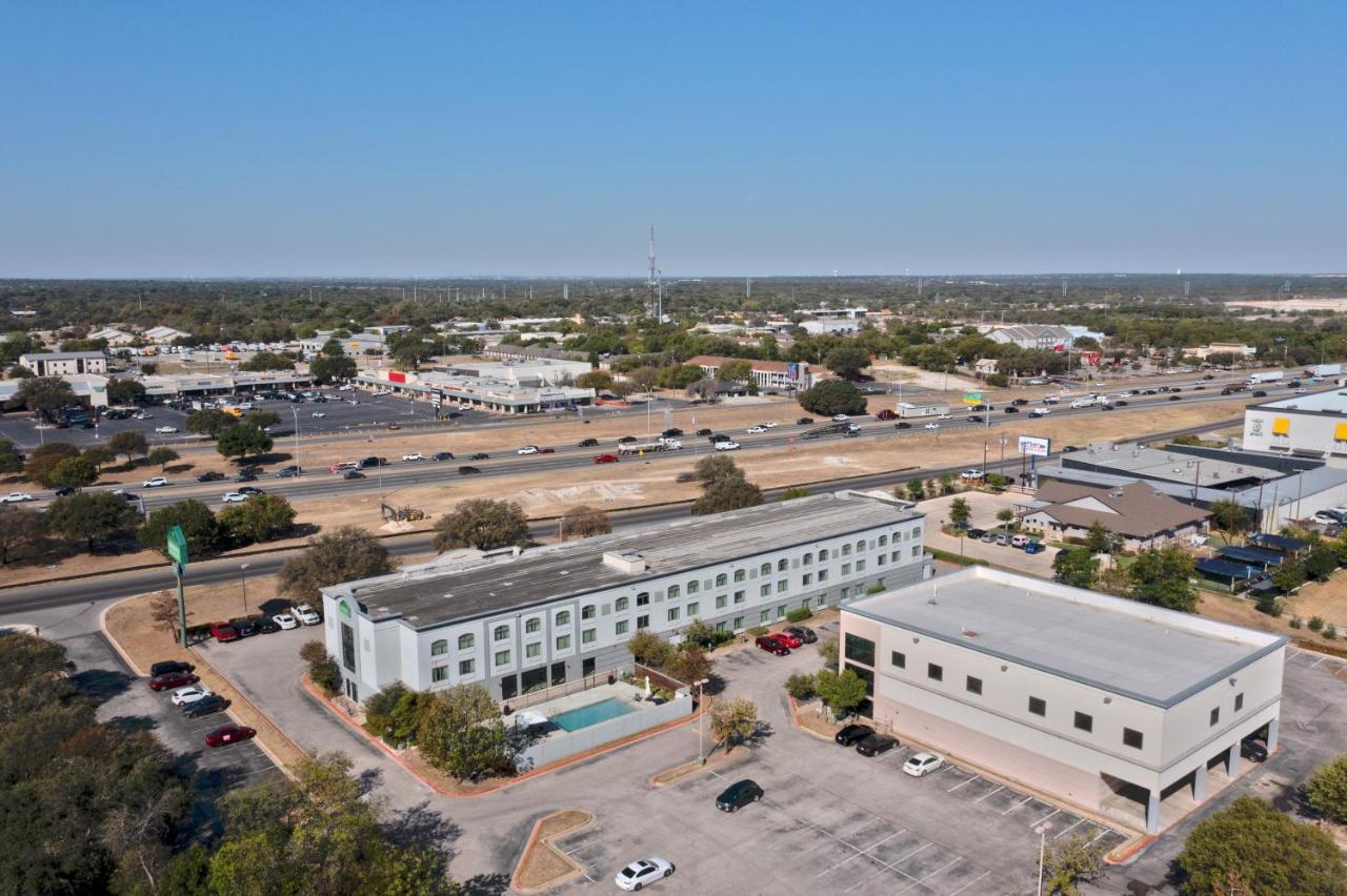 Wingate By Wyndham And Williamson Conference Center Hotel Round Rock Eksteriør billede